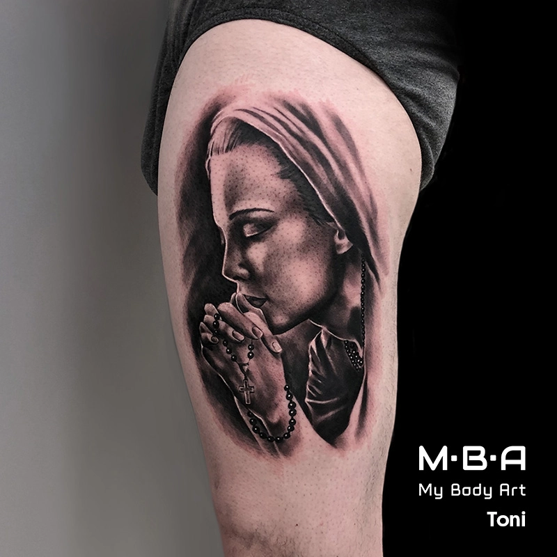Tatouage portrait réaliste, réalisé par Toni, en guest à Lyon