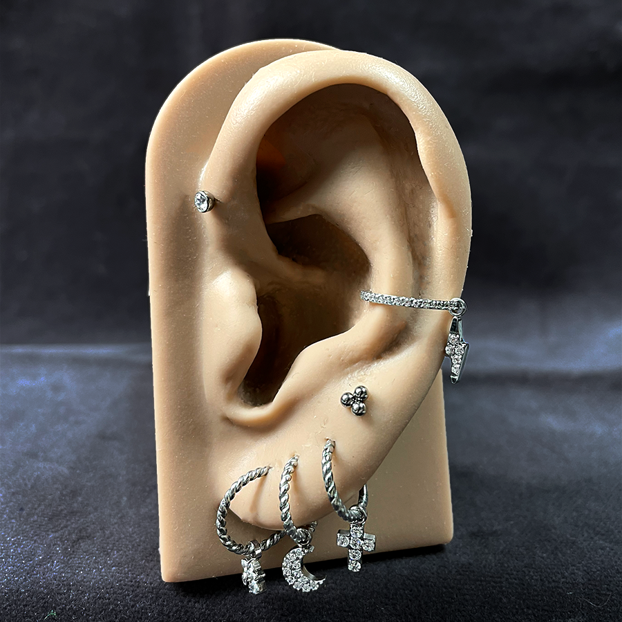 pendentifs pour piercing d'oreille, disponibles dans nos boutiques MBA - My Body Art